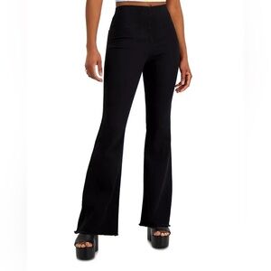 NWT Tinseltown Juniors' High Rise Pull On Flare Jeans Frayed Ankle in Black 18